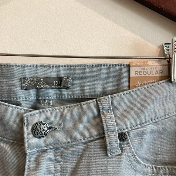 PRANA Sz 10 x 30 Light Grey  Jeans NWT - Picture 3 of 10